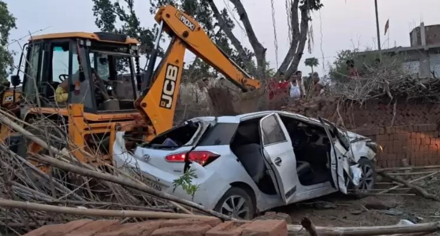 3 killed in accident on Chakai-Deoghar main road