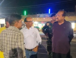 देर रात सड़क पर उतरे वित्त मंत्री राधाकृष्ण किशोर, खुद की वाहनों की जांच, 3 ओवरलोड वाहन पकड़े