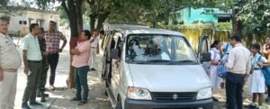 नाबालिगों के वाहन चलाने और स्कूल वैन में क्षमता से अधिक बच्चों को बैठाने पर रांची प्रशासन सख्त