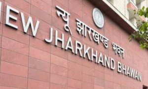 लिफ्ट में फंसा पूर्व सांसद का परिवार, 6 बेहोश; सामने आई झारखंड भवन मे बड़ी लापरवाही!