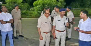 जमशेदपुर में रेस्टोरेंट गोलीकांड का हिसाब! पुलिस से भिड़े दो शूटर, जवाबी फायरिंग में दोनों के पैर में लगी गोली