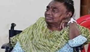 मां के निधन से टूटे हेमंत सोरेन, भावुक पोस्ट में लिखा- ‘वह छांव भी प्रकृति की गोद में समा गईं